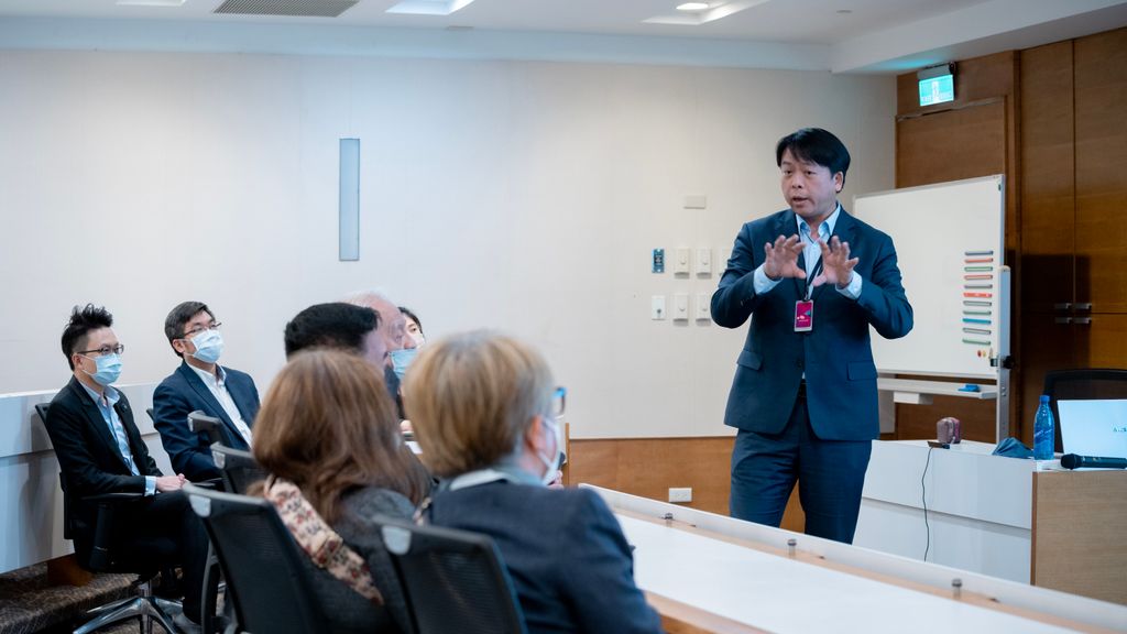 Private Hospitals Association of the Philippines, Inc. (PHAPi) Delegation Visits ASUS